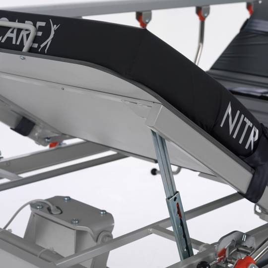 Nitrocare SD14 è una barella mobile d'emergenza multifunzionale con regolazione motorizzata per l'assistenza medica e post-chiru