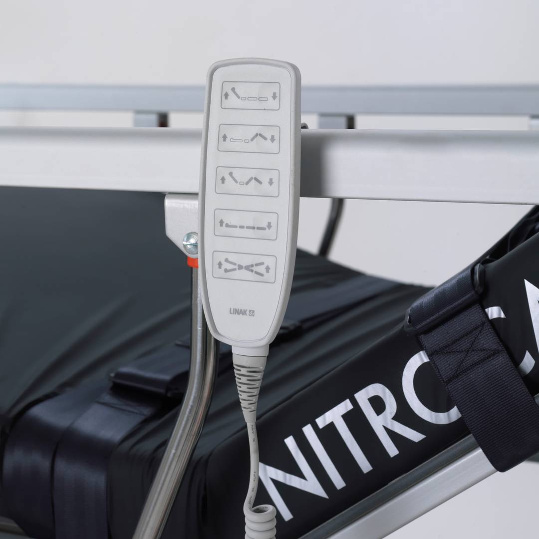 Nitrocare SD14 multifunctionele gemotoriseerde reddingsbrancard met Haion E-Drive besturing voor medische zorg