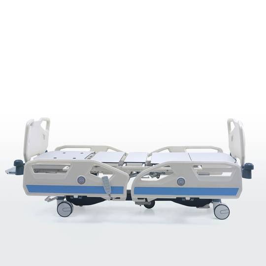 Intensiv-Krankenhaustrage Nitrocare HB 8000 mit vier Motoren und Hebemechanismus