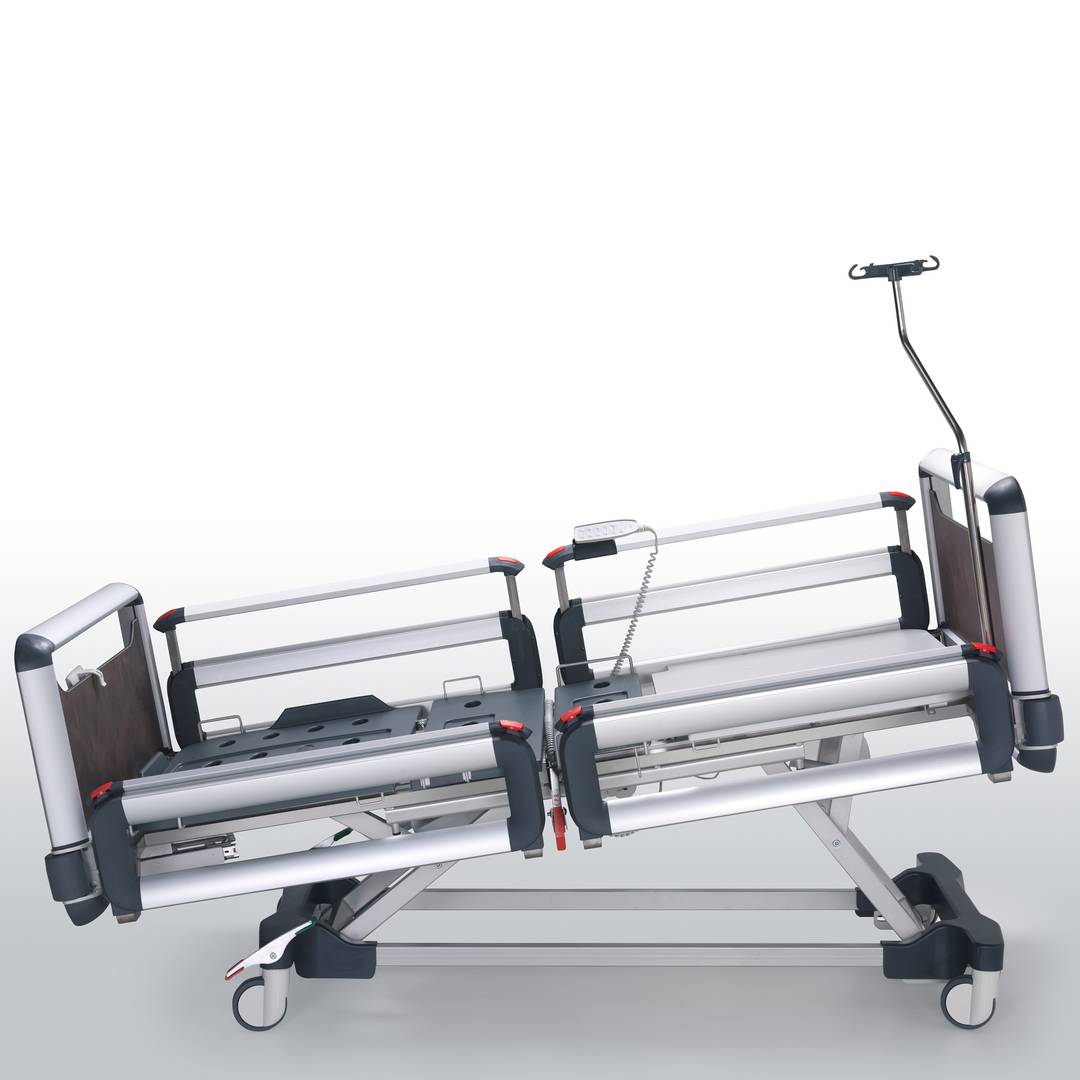 Letto ospedaliero Nitrocare HB 6240 a quattro motori con piano di appoggio in ABS