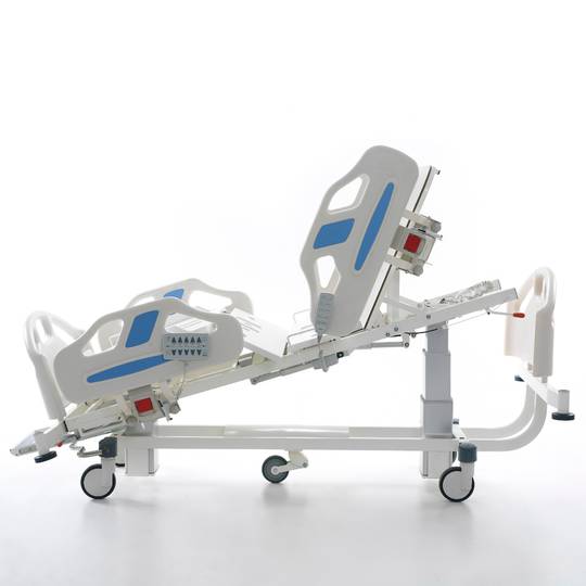 Viermotoriges Patientenbett Nitrocare HB 5330 mit ABS-Liegefläche
