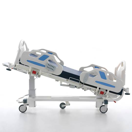 Viermotoriges Patientenbett Nitrocare HB 5330 mit ABS-Liegefläche