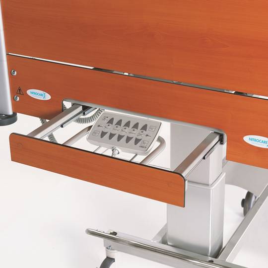 Nitrocare HB 5110 fünfmotoriges Klinikbett mit HPL-Liegefläche