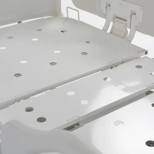 Nitrocare HB 3350 three-motor hospital bed with metal lying surface