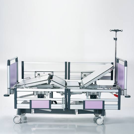 Nitrocare HB 3430P dreimotoriges Kinderklinikbett mit HPL-Aluminium-Liegefläche