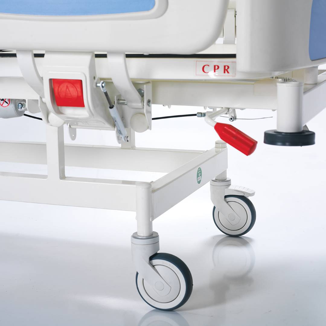 Cama de hospital pediátrica Nitrocare HB 2420P bimotor com superfície de alumínio HPL
