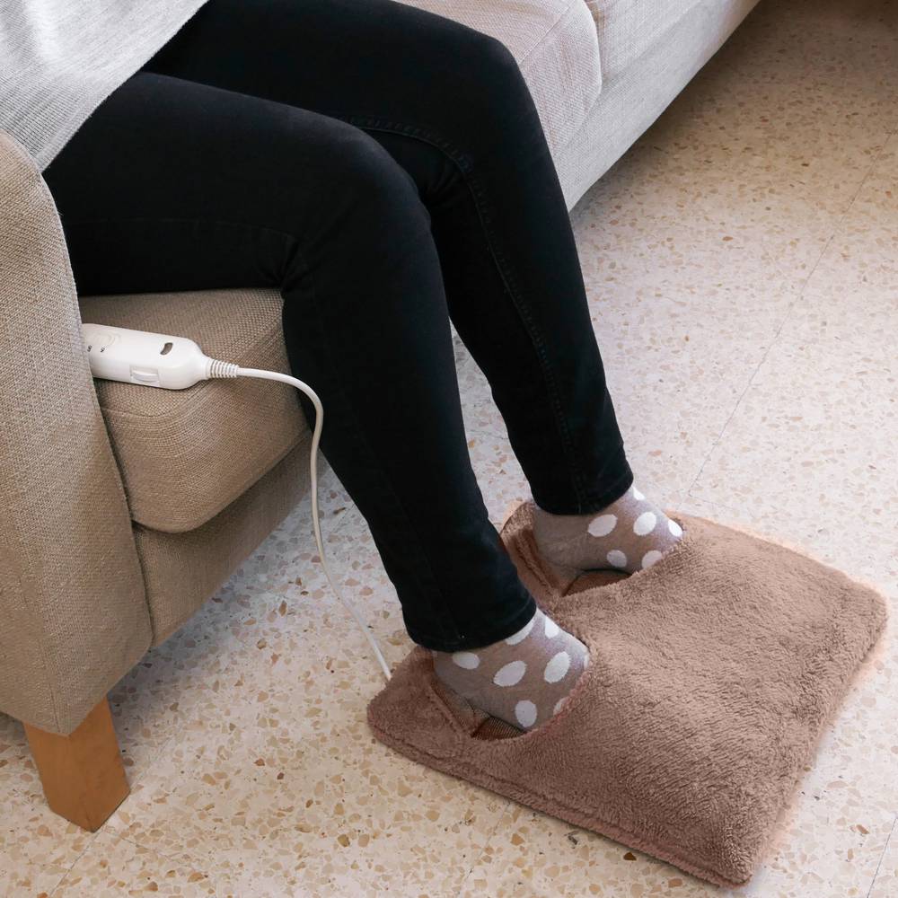 Cuscino termico elettrico con fori per piedi e temperatura regolabile 24W marrone 38x38cm
