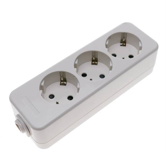 Socle avec 3 prises Schuko 16A 250V 3680W TT 54x162x42mm