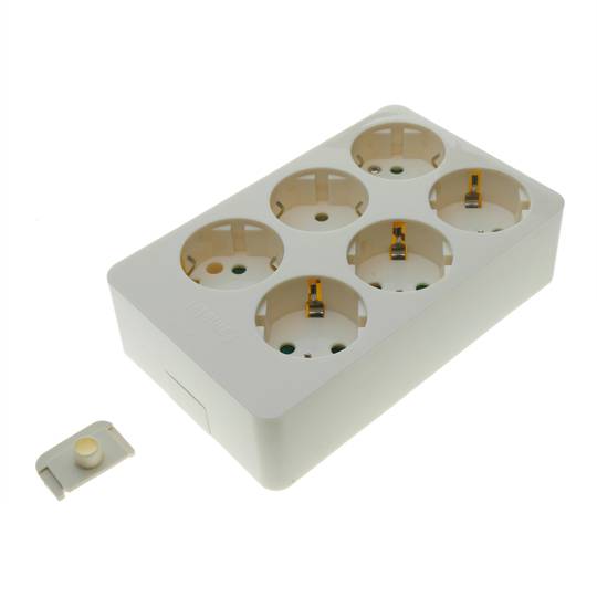 Base de 6 endoll schuko 16A 250V 3680W TT 98 x 158 x 42 mm