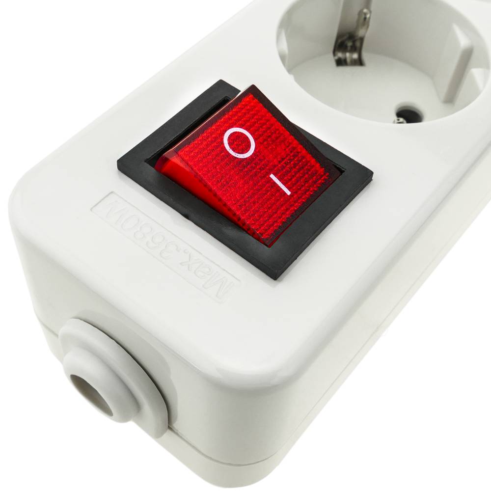 Base de 5 enchufe schuko 16A 250V 3680W TT 54 x 275 x 42 mm con interruptor