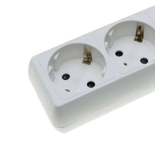 Barrette d'alimentation 4 schuko 16A 230V blanc avec câble de 1,5 m