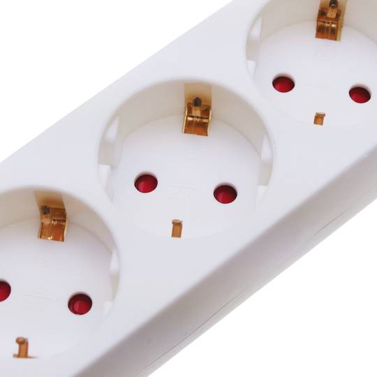 Regleta d'endolls 4 schuko 16A 230V blanca amb interruptor i cable de 1.5m