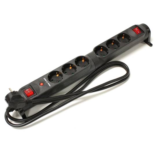 Stopcontact 6 schuko 16A 250V zwart met 2 schakelaars en 1,5m kabel