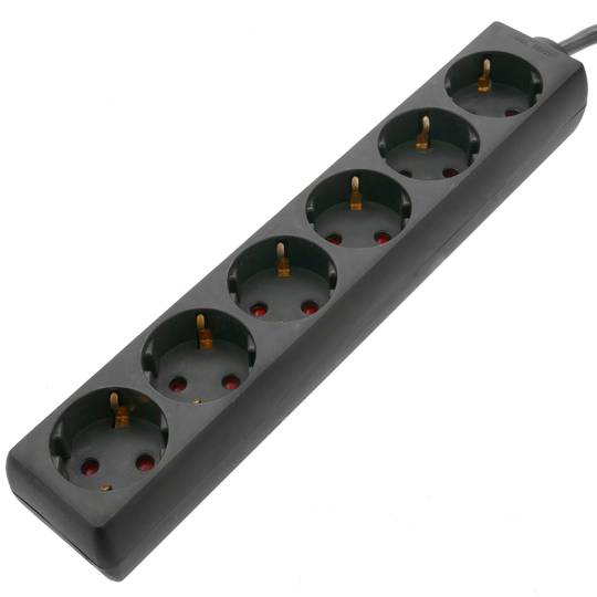 PDU strip 6 way 16A 250V black with 3m electrical wire
