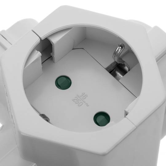 Multiplier pin plug quadruple schuko white