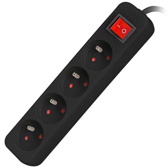 Multipresa con 4 prese Schuko con interruttore Lanberg, colore nero 1,5m PS1-04E-0150-BK