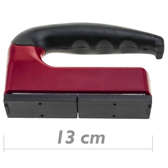 Magnetic grip for capturing metal parts