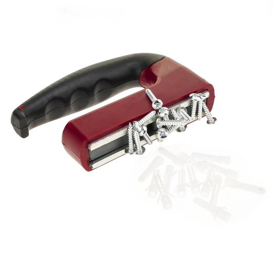 Magnetic grip for capturing metal parts