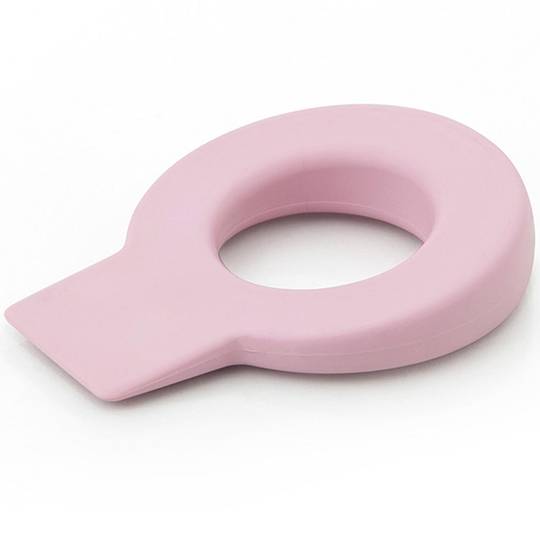 Hangable plastic wedge for pink door retention