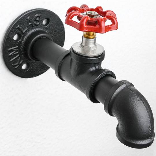 Stalen kapstok 1 haak. Kleerhanger en buis handdoekenrek met industriële kraan