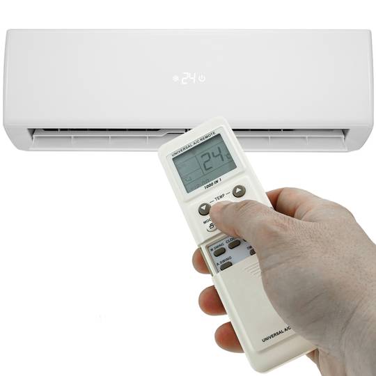Mando a distancia universal. Control remoto para aire acondicionado,  calefacción y climatización 51x142x21 mm - Cablematic