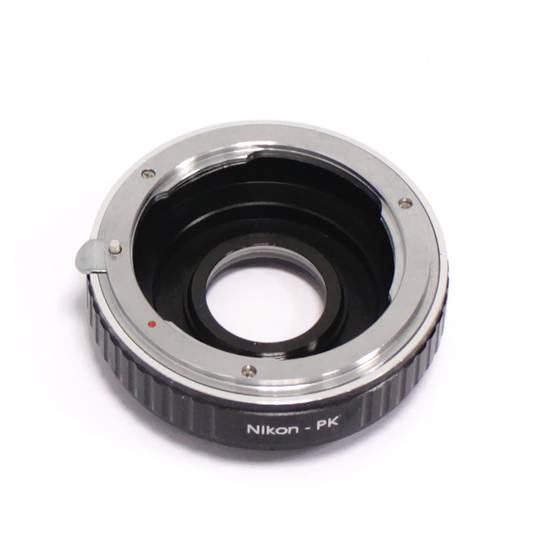 Adaptador de montura Pentax PK a Nikon
