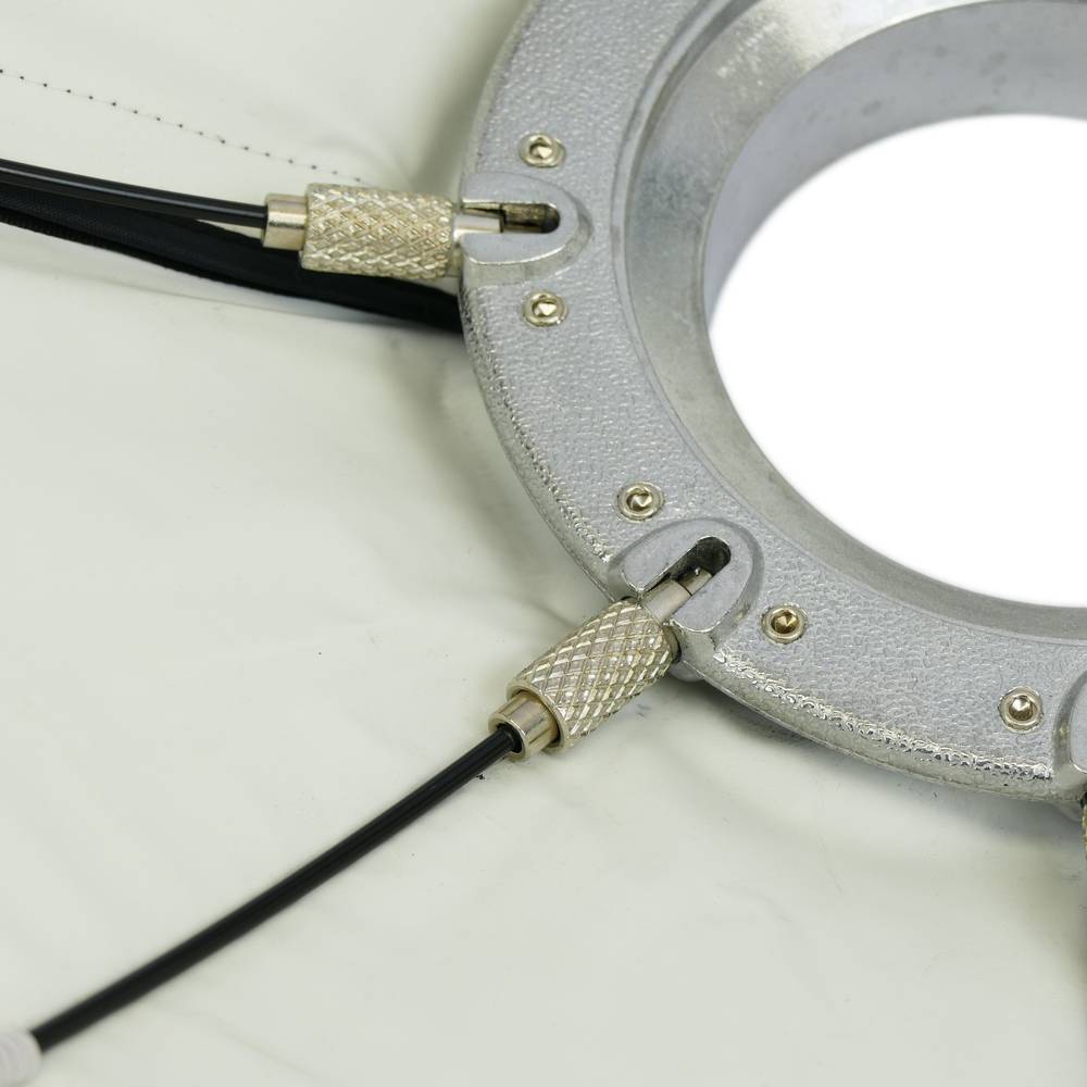 Beauty dish white 8rods reflector 80cm for studio lighting.