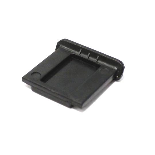 Universal socket cover for flash
