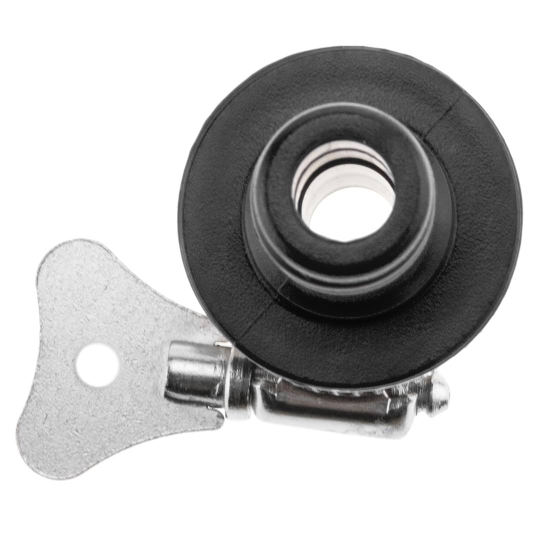 Universal faucet connector with flange from 1/2