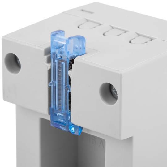 Schuko modular socket 16A for DIN rail