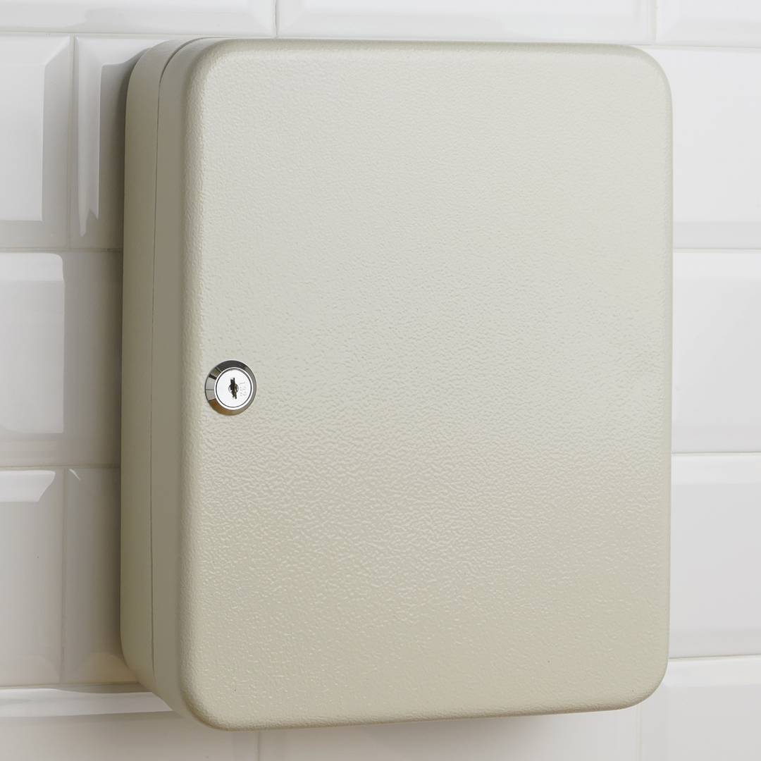 Szafka na klucze z 45 haczykami z zamkiem