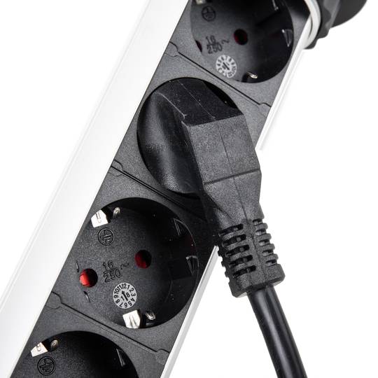 Retractable tower power strip with 4 sockets schuko 16 A 250 V with switch