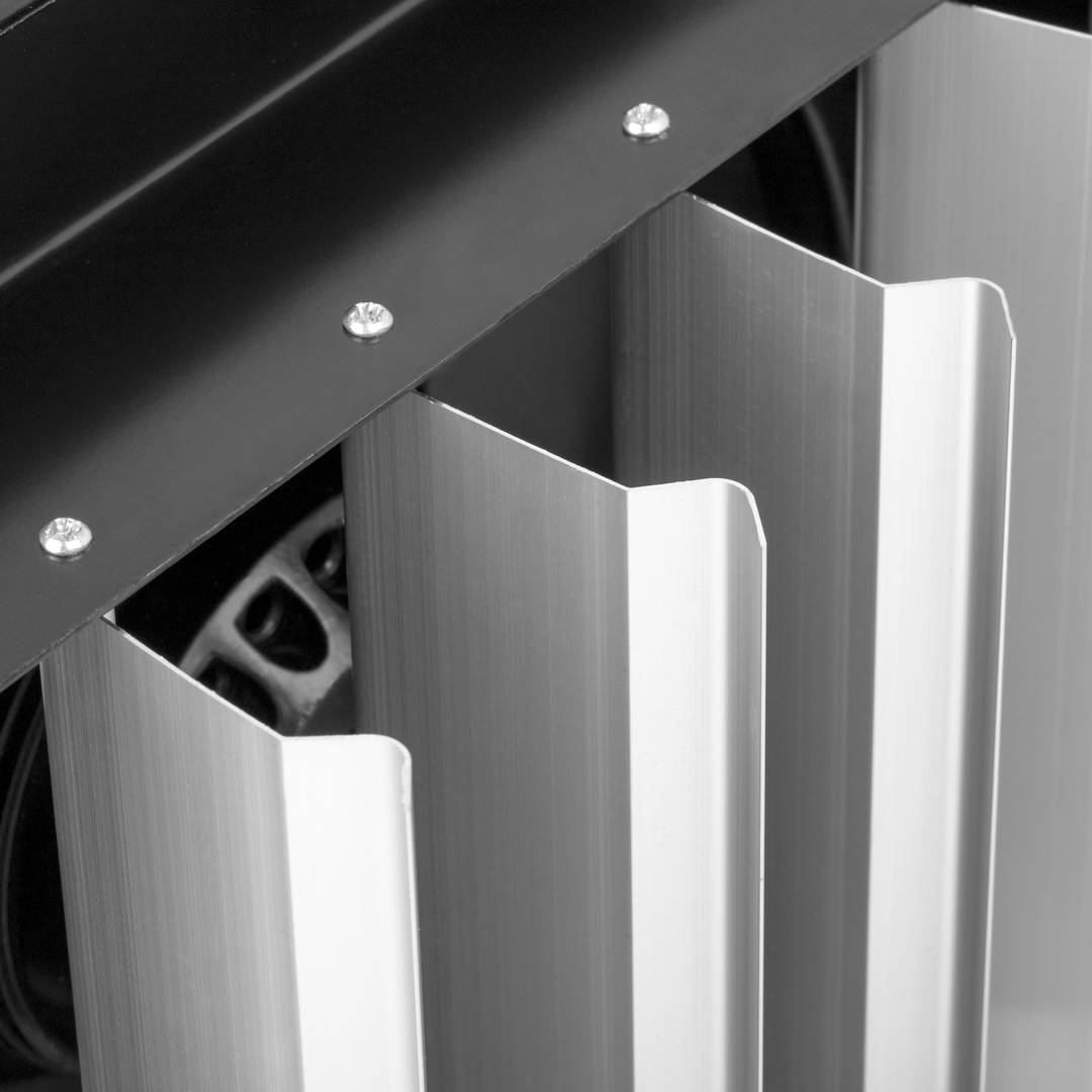 Aspiratore da 200 mm per ventilazione industriale 2550 rpm nero con sistema a lamelle di non ritorno
