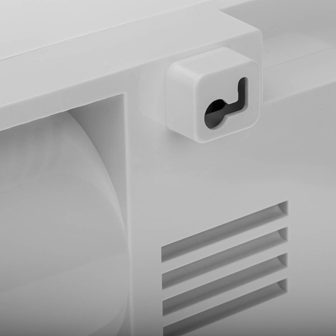 Calefactor split ceramico de aire de pared de 1000 / 2000 w de color blanco  y mando a distancia - Cablematic