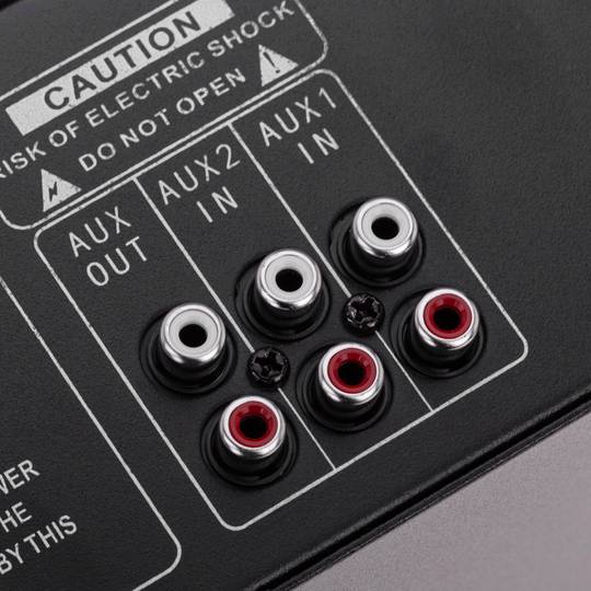 Amplificador para sonorización profesional de 80W 110V 3 zonas con MIC AUX MP3 rack