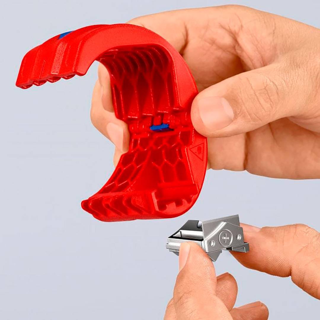 Tube cutter for plastic tubes and sealing sleeves Knipex 902210B