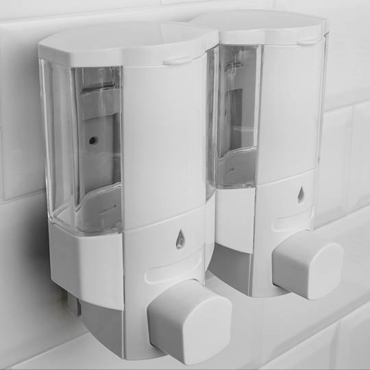 Distribuidor de sabão de banho transparente para parede. 2 x tanques recarregáveis