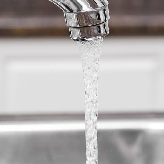 Chrome swivel mixer tap with built-in high spout for sink height 190mm