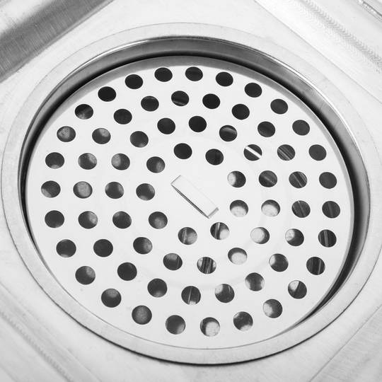 Piletta 15x15cm con griglia asportabile in acciaio inox lucido