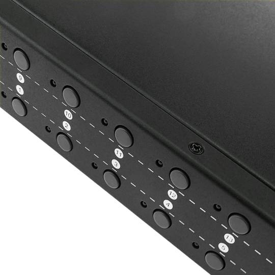 Commutateur KVM USB et PS2 à 16 ports pour rack 1U