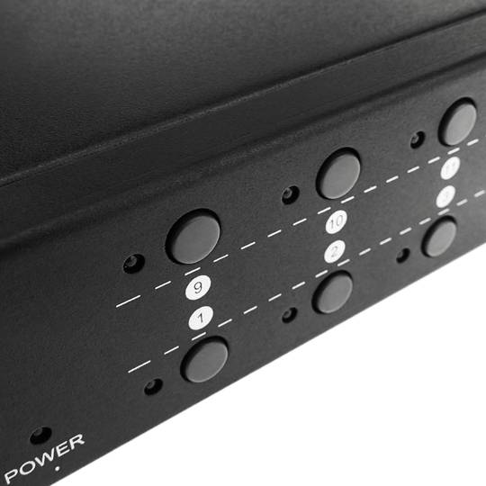Commutateur KVM USB et PS2 à 16 ports pour rack 1U