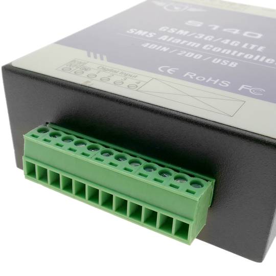 GSM 3G 4G LTE télécommande 4 entrées et 2 sorties numériques