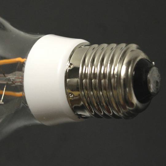 LED-Lampe A60 E27 230VAC 4W warmes Licht klassischen Typ mit Filamenten Typ B