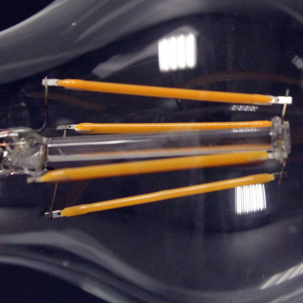 LED-Lampe A60 E27 230VAC 4W warmes Licht klassischen Typ mit Filamenten Typ B