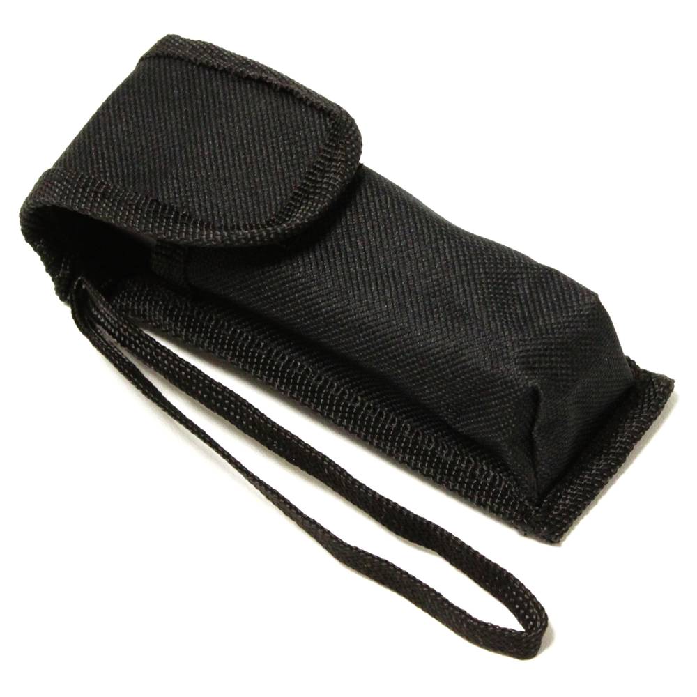 Traditionele en tafellantaarn gemaakt van grijs aluminium