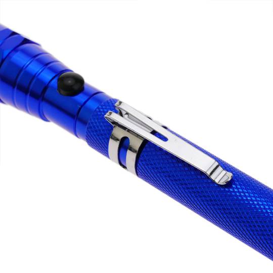 Linterna de alumínio extensível e orientable con 3 LEDs y da cor azul