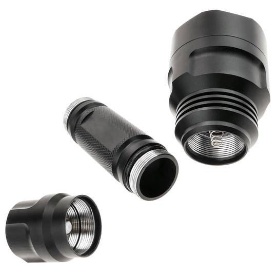 Linterna C8 de 2000 lúmenes de resistente aluminio