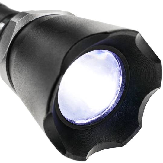 Linterna Q5 Zoom de 240 lúmenes de resistente aluminio