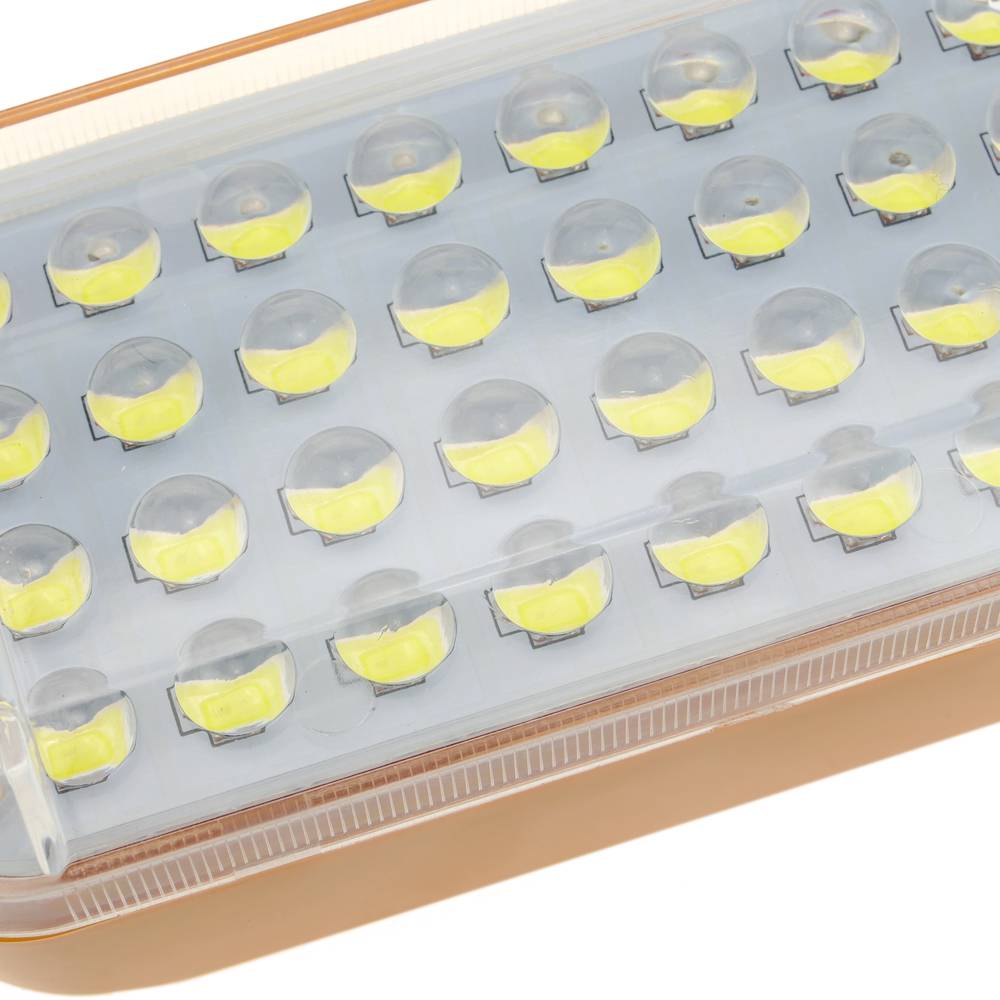 Linterna portátil recargable de 2040 lumens con imán y gancho