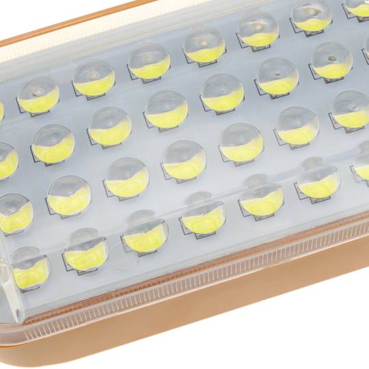 Linterna portátil recargable de 2040 lumens con imán y gancho